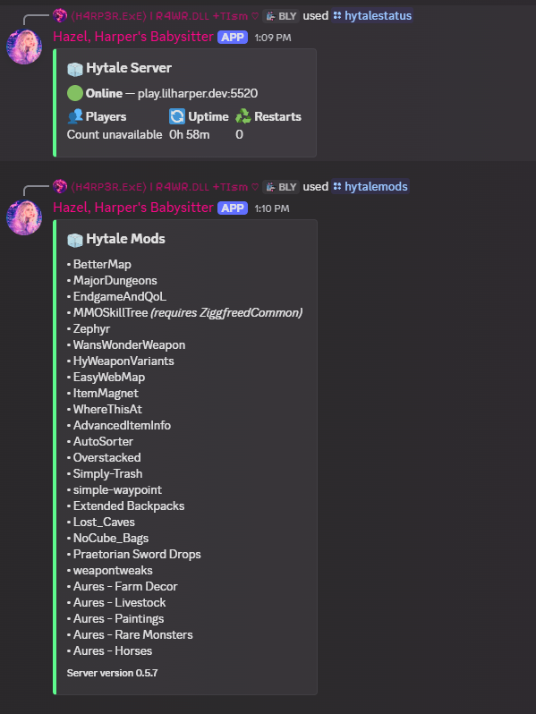 Hytale server status rendered as a Discord embed